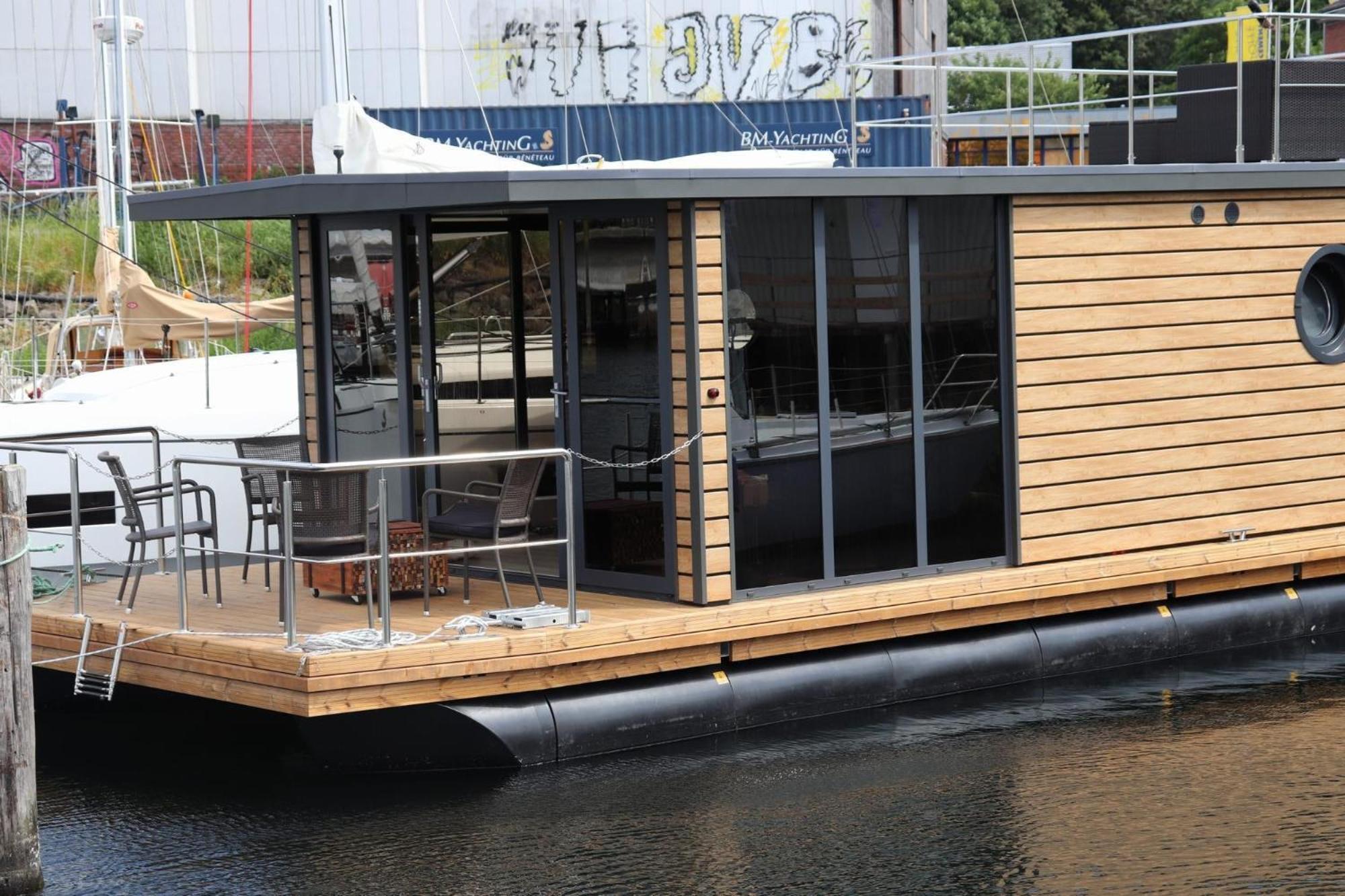 מלון Houseboat Leni פלאנסבורג מראה חיצוני תמונה