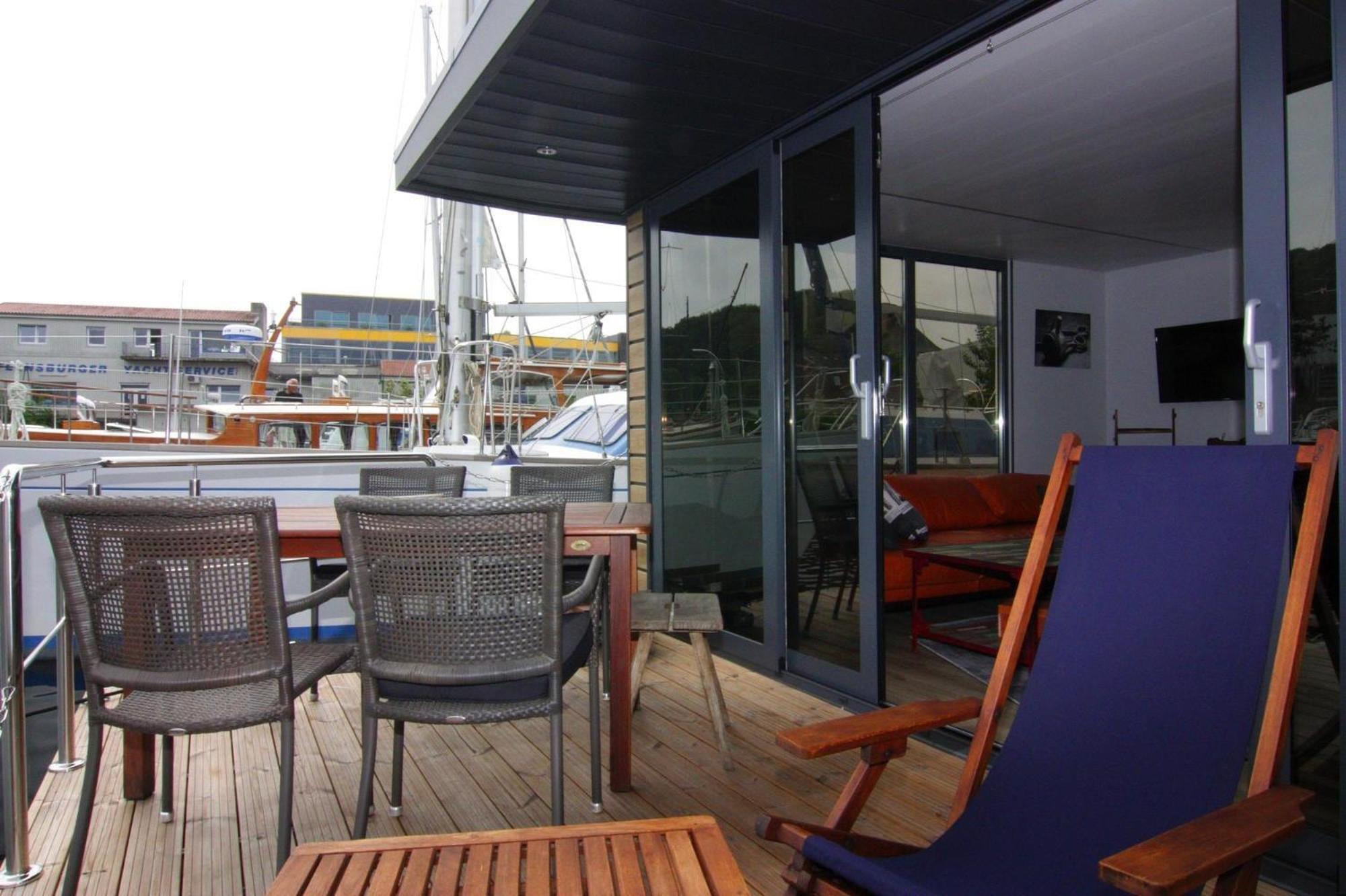 מלון Houseboat Leni פלאנסבורג מראה חיצוני תמונה